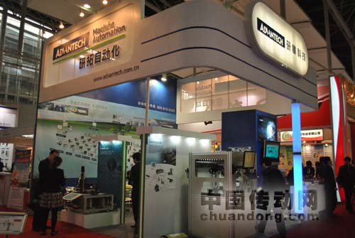 研拓在市場拓展方面有哪些策略？如何更好的滿足客戶的需求？