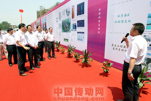 江蘇省委常委、市委書記楊衛(wèi)澤，市長(zhǎng)季建業(yè)到國(guó)電南自公司考察調(diào)研